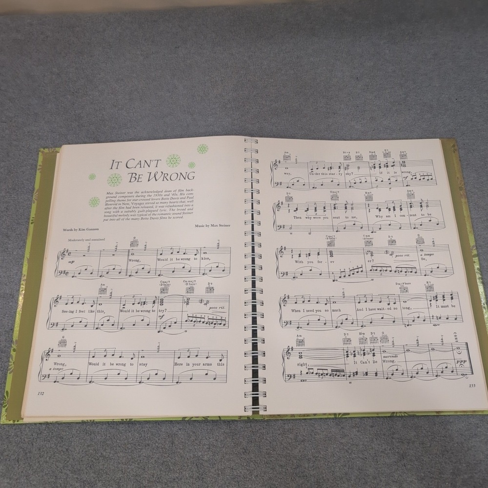 Vtg 1969 Readers Digest Family Songbook Spiral Bound Sheet Music Piano Guitar - Picture 4 of 4